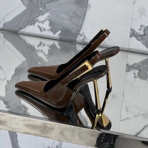 Saint Laurent Lee patent brown leather pumps. Authentic.